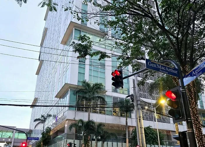 Manhattan Parkway Tower 2 Residences Cubao, Araneta Center Quezon * Manila